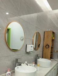 -苗医生专业祛痘·皮肤管理