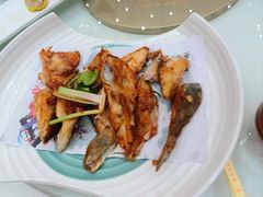 -东豪园林海鲜酒家(南港路辅路店)