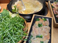 -一朵菌·野生菌探索家火锅(南亚店)