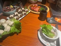 -山之屋炭火烧肉·生啤畅饮(大朗万科中央公园店)