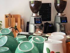 -Line来恩咖啡(石厦花园店)