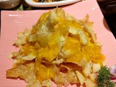 -月亮眼花园餐厅书吧酒吧