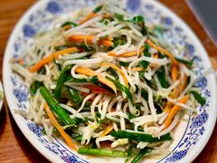 -老天桥酱肉烧饼夹肘子(天桥店)