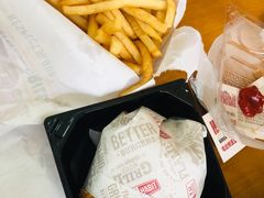 -The Habit Burger Grill 哈比特汉堡(复兴soho店)