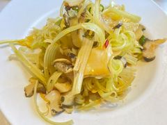 马家沟芹菜拌海螺-大眼锅贴水饺(河东店)