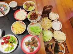 -沸炉重庆老火锅(军事博物馆店)