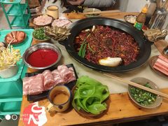 -黄潇洒老火锅(九眼桥宏济巷店)