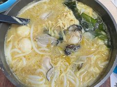 -灵芝妹子海鲜米线(劳动公园店)