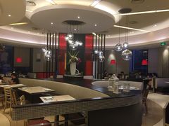 大堂-必胜客(湘隆店)