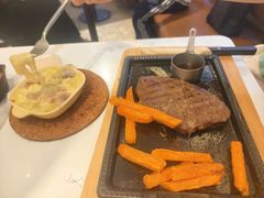 -必胜客(华南摩尔店)