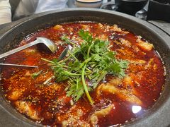 -灶知轩湘西石锅鱼(万佳广场店)