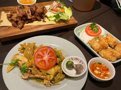 越式盐焗麻油鸡-大头虾越式风味餐厅(光明广场店)