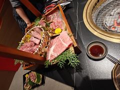-山川小町·极番烧肉(新地假日广场店)