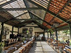 -喜洲吧·江畔老船厂·庭院餐厅(喜临院店)