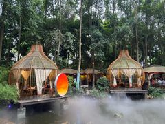 -二荆条·蜀鲜汇城市森林火锅