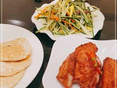 -亢龙太子酒轩(东湖店)