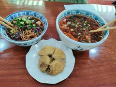 -黔肠旺面馆(八鸽岩店)