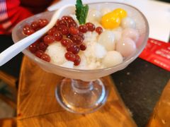 网红冰沙汤圆-纸盐河码头火锅(十八梯店)