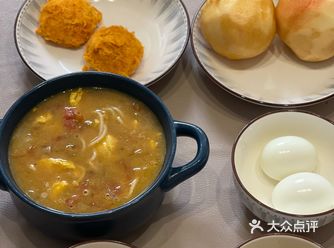 早晨美味满盘来 早餐吃好 快乐一天