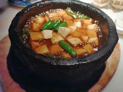 石锅沃豆腐-桂满陇-十里风荷(合生汇店)