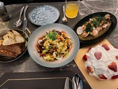 -Hi City·城市之巅