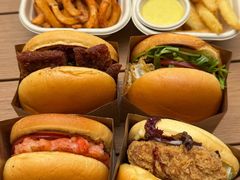 -M Stand(南京新街口金鹰店)