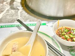 -禄婶鸡煲·打边炉