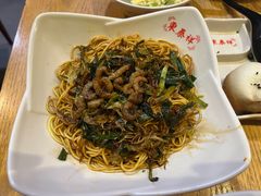 开洋葱油拌面送蛋皮汤-东泰祥生煎馆(重庆北路店)