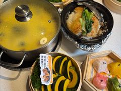 -煲王粤菜餐厅(中侨中心店)