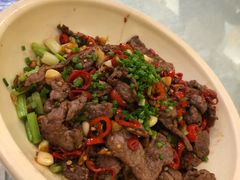 香辣驴肉锅-椿记烧鹅(叠彩店)