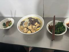 -文山荷鲜居(翠湖店)