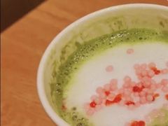 樱花草莓茶拿铁-星巴克(温州银泰大西洋店)