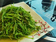 蒜蓉炒豆苗-川里谈·川味小馆(北京路店)