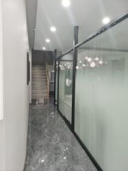 -苗方清颜专业祛痘·皮肤管理
