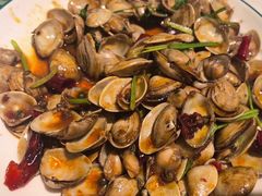 -嗨辣小聚·盘锦河蟹·海鲜烧烤龙虾(盘锦十年好店)