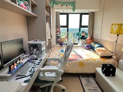 -东方体育中心(地铁站)