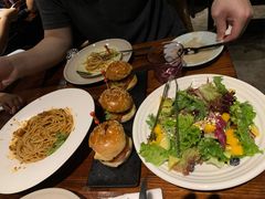 -MARU玛露音乐餐厅(大学路店)