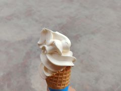 -古老冰山特色冰淇淋店(艾提尕尔店)