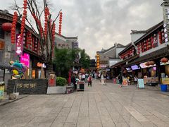 -巴陵广场