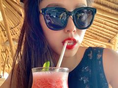 -Hai Bar And Grill