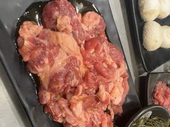 -啊美丽炭火烤肉(滑翔一店)