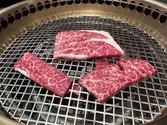 -铭牛烧肉·和牛海鲜自助(高新月牙湖店)