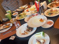 -松咖啡自助餐厅·松北香格里拉