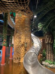 -奇幻丛林(佛罗伦萨小镇店)