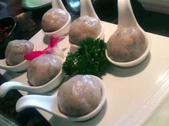 -老牌坊云南鱼豆花火锅(爱建店)