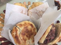 -闫家驴肉老店(华电一校店)