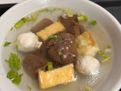 -松树干拌面店