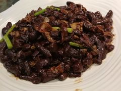 肉蘑炒肉-忆厨禾中餐厅