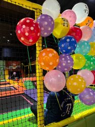 -蹦蹦跳跳(新奥购物中心店)