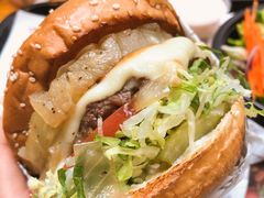 -The Habit Burger Grill 哈比特汉堡(复兴soho店)